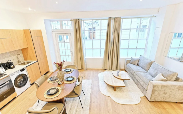 Sublime Air-conditioned Flat Galeries Lafayette