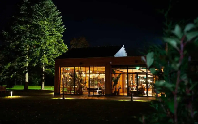 Hotel Laurabos