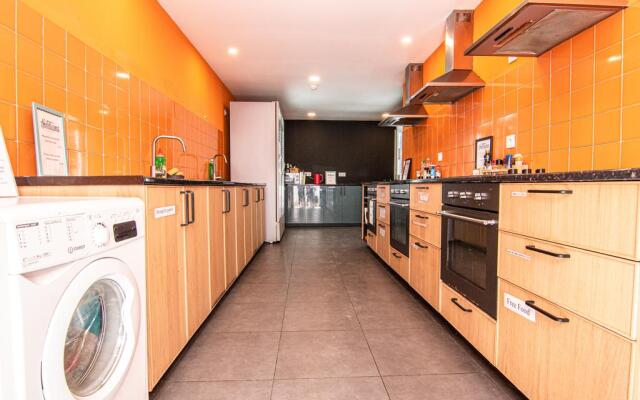 Hostellicious