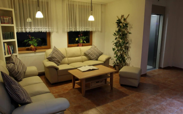 Hotel Alpenhaus Evianquelle