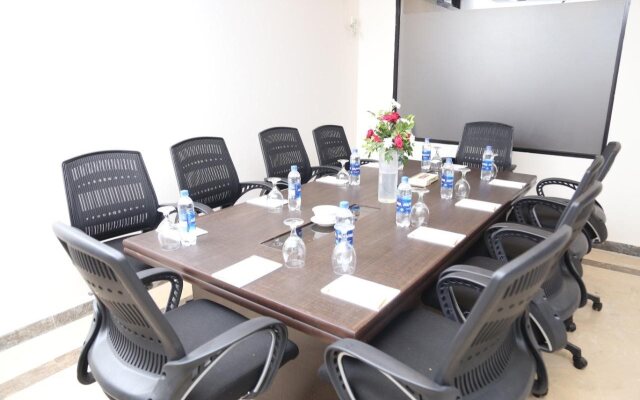 Zifan Hotel & Suites