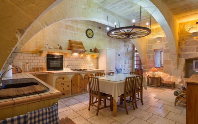 Ta leli farmhouse