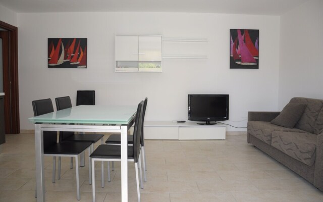 Apartment Sleeps 6 More 7 - Stintino