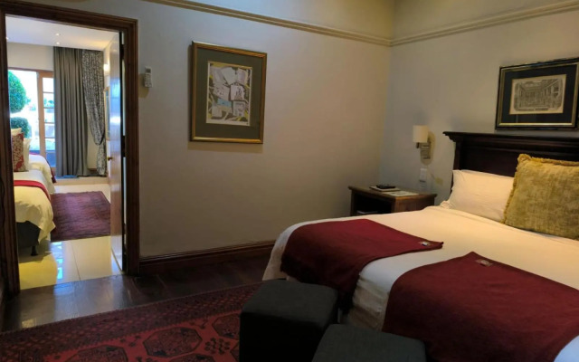 Lemoenkloof Boutique Hotel