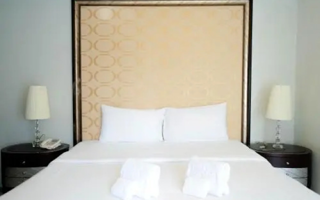 LK Metropole (Junior Wing)