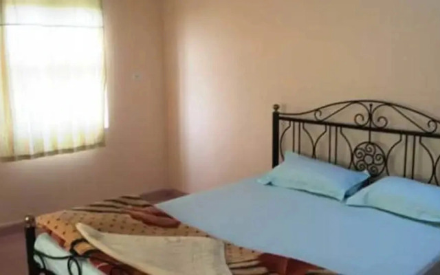 Hotel Amit Mahal