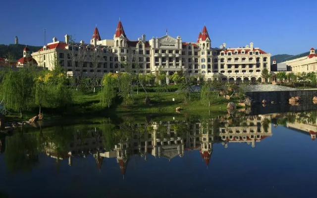 Bihu Hotspring Resort