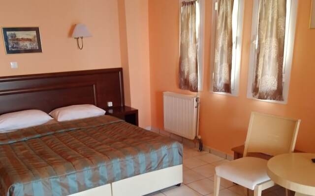 Polychrono Beach Hotel