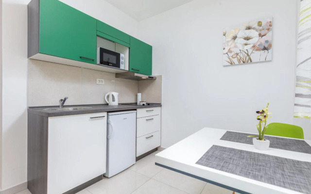 Marine Lux apartments