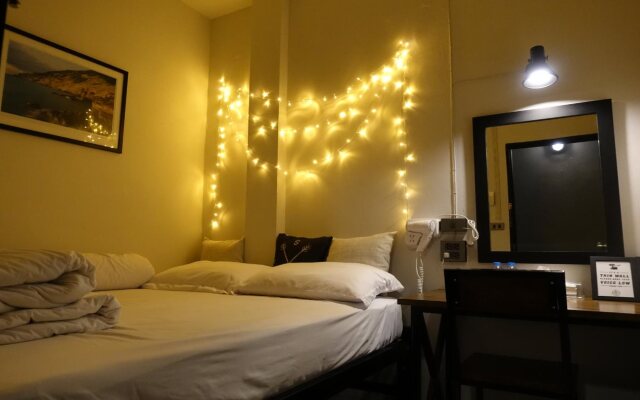 Our Secret Base - Hostel