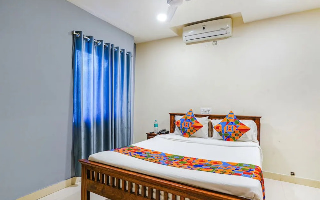 Fabhotel Unique Suites