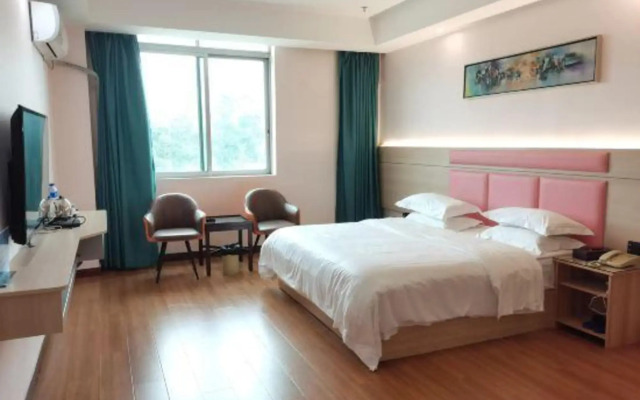 Foshan Baina Hotel (Nanhai Film and Television City)