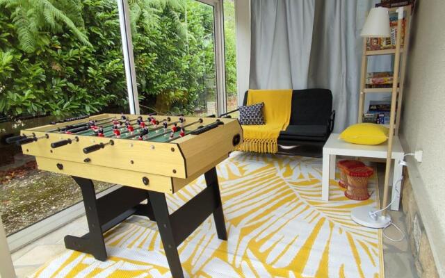 House 90 M With Pool And Garden