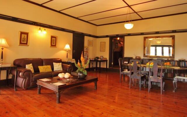 Reed Valley Inn