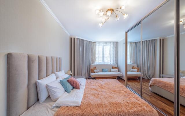 Sleep and Shower on Chapaev Street