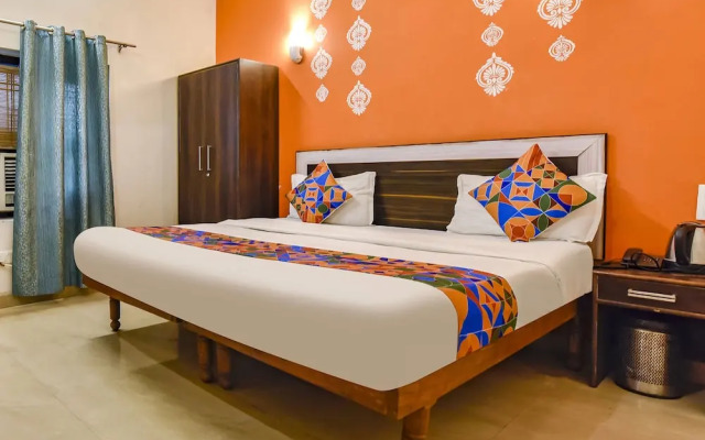 Fabhotel Kk Residency