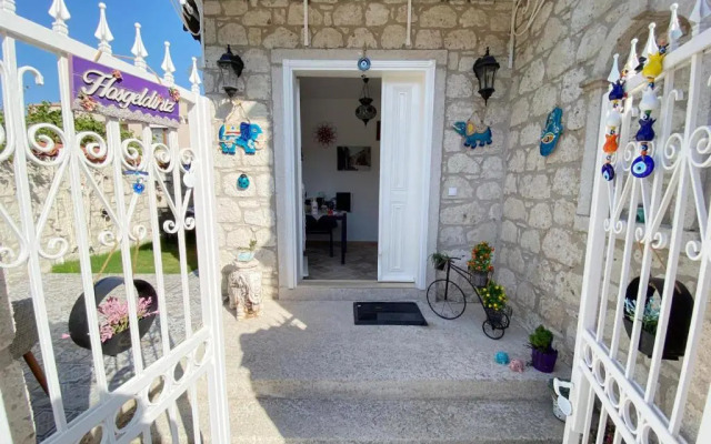 Alacati B House Hotel