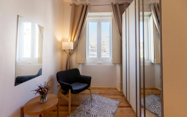 FLH The Poet Apartment near Saldanha