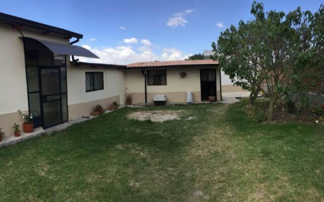 Tababela Airport B&B