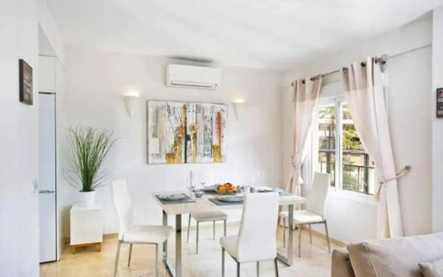 BEST LOCATION apartment in MARBELLA. BEACHFRONT!!