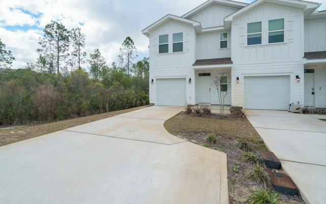 Beach Getaway Community Amenities!