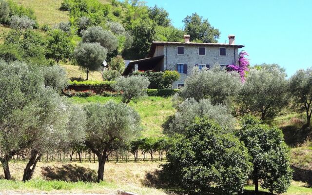 Apartment With Pool Ai Pignoi 1st floor