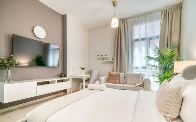 Sanctuary Studio In Barsha Heights
