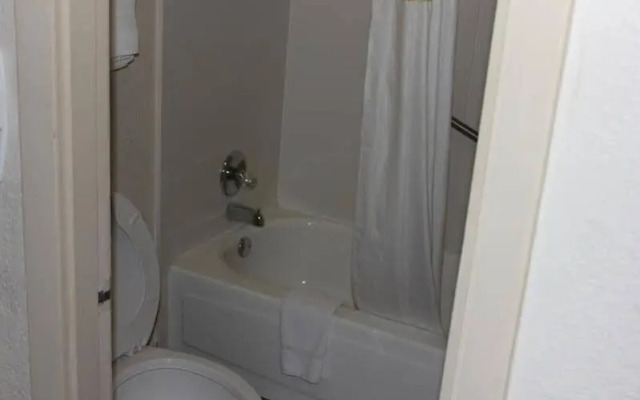 Super 8 Motel - Athens