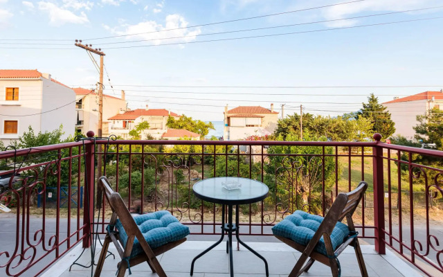 Beachfront Astros Villa - Seaside Moments of Magic