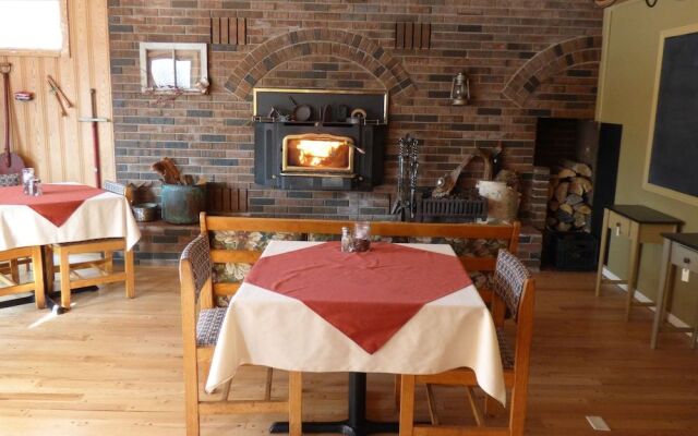 Fortune's Madawaska Valley Inn