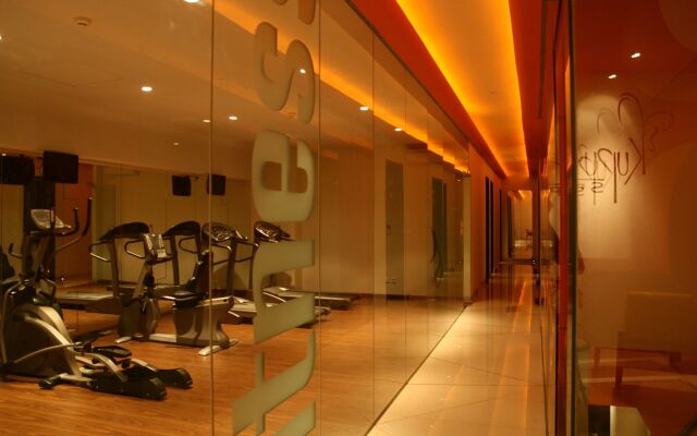Sensa Hotel