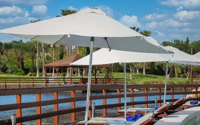 Domes Lake Residences