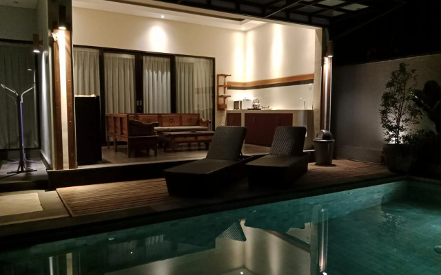 Muaya Villa