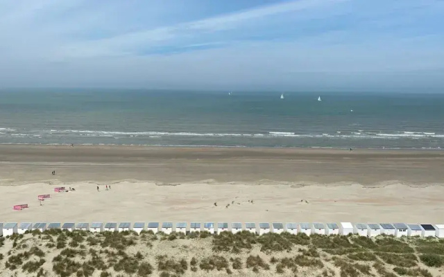 Apartment in Nieuwpoort With Sea Views