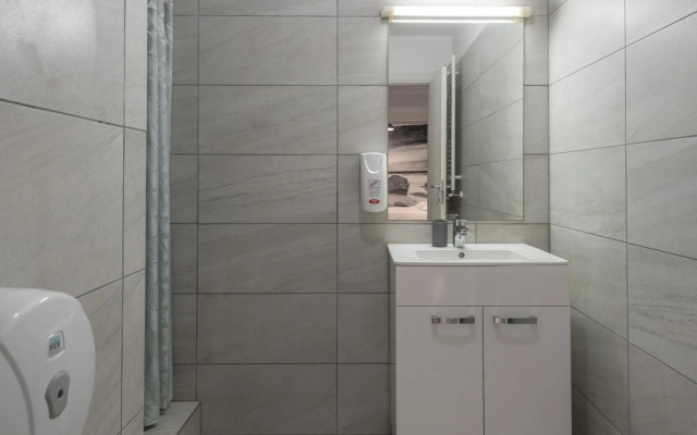 Bucharest Central Apartments - Shabbat Friendly