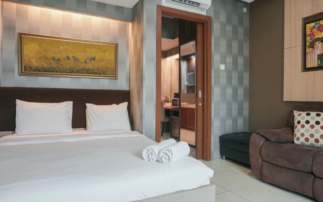 Comfort and Cozy Studio at MT Haryono Square Apartment