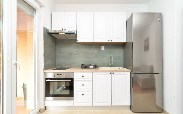 Apartments Arsen 928