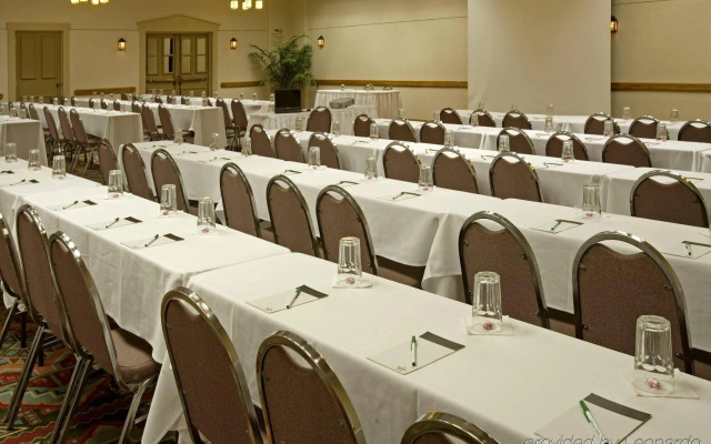 Holiday Inn Baton Rouge-South by IHG