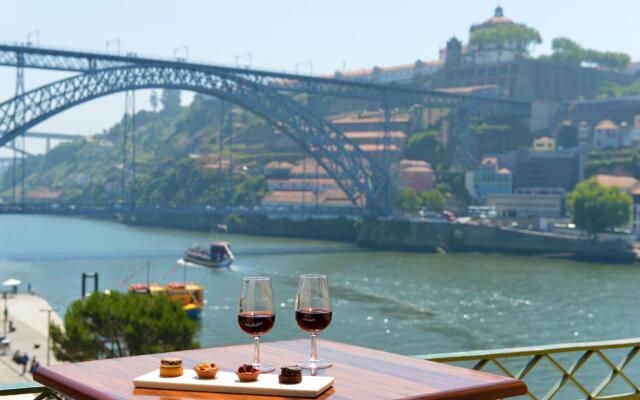 Pestana Vintage Porto Hotel & World Heritage Site