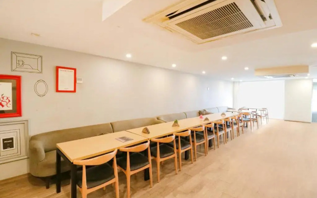 FabHotel Pantao Stays