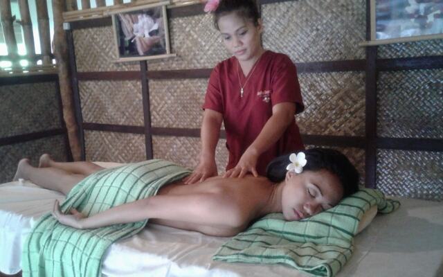 Chelle's Guest House and Backpackers - Hostel