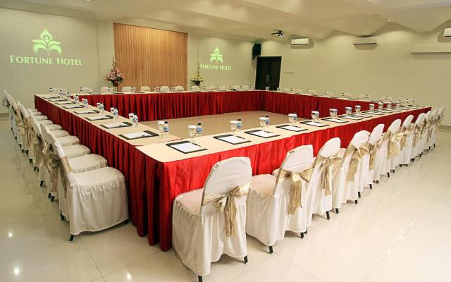 Maesa Hotel