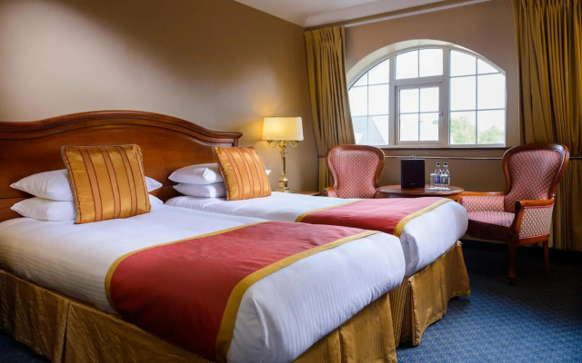 River Island Hotel
