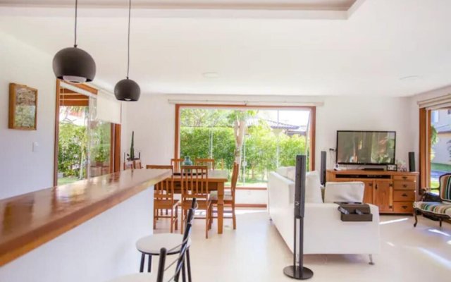 BZ40 Casa com Piscina e área gourmet privativa 4 suítes com ar e cozinha completa