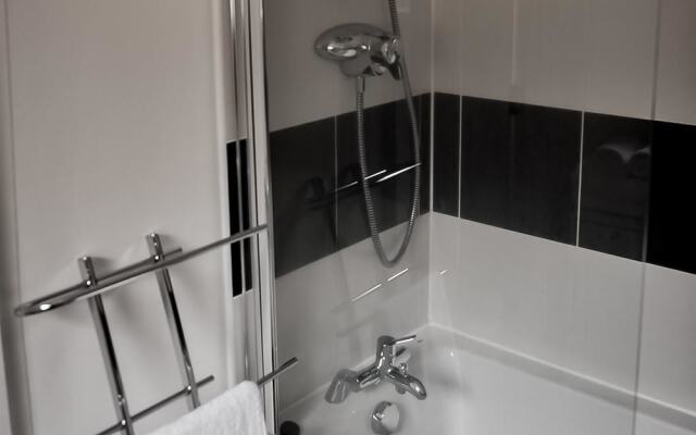 Select Serviced Accommodation - Gweal Place