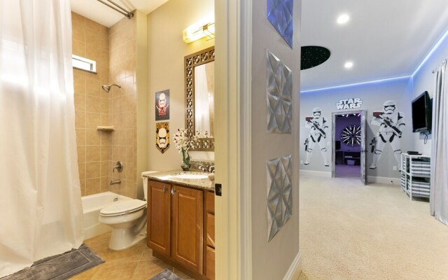 Rvh_374r Golden 6 Bedroom Home