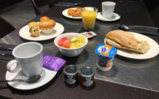 SoBlue Hotel
