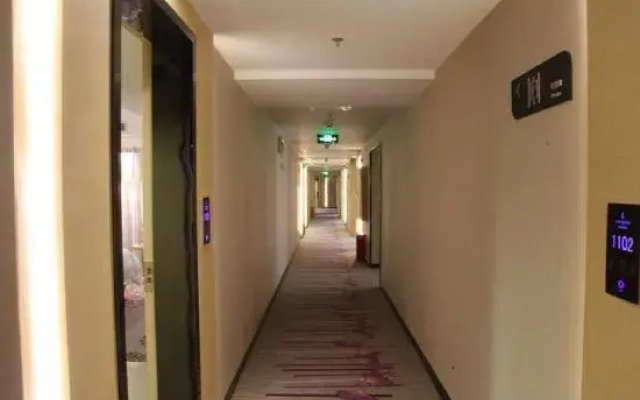Lavande Hotel (Guangzhou Science City Lianhe)