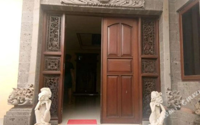 Svaha Guest House