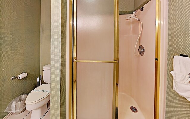 Sherman House - Two Bedroom Home